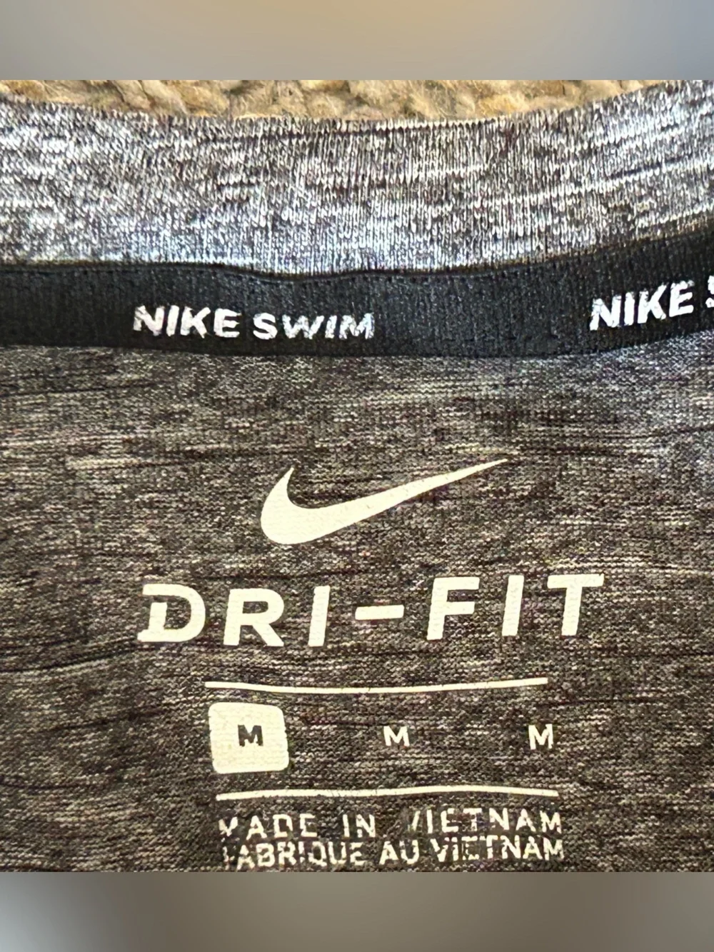 Nike Dri-FIT Long Sleeve Athletic Top Gray Heather Women’s Medium